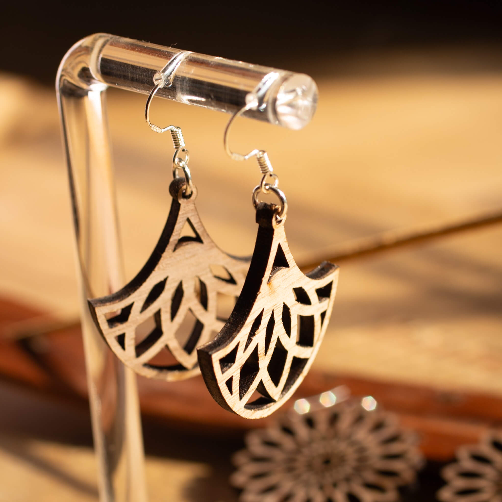Loto Elevado | Pendientes | by Equannt