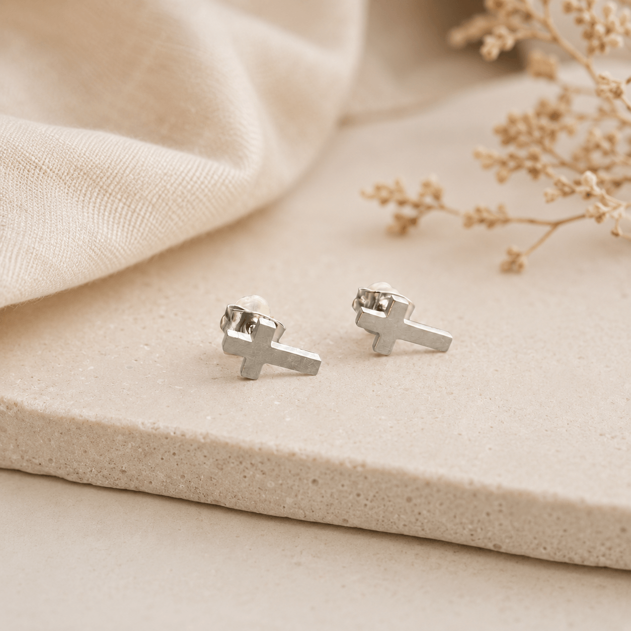 Pendientes Cruz Serena