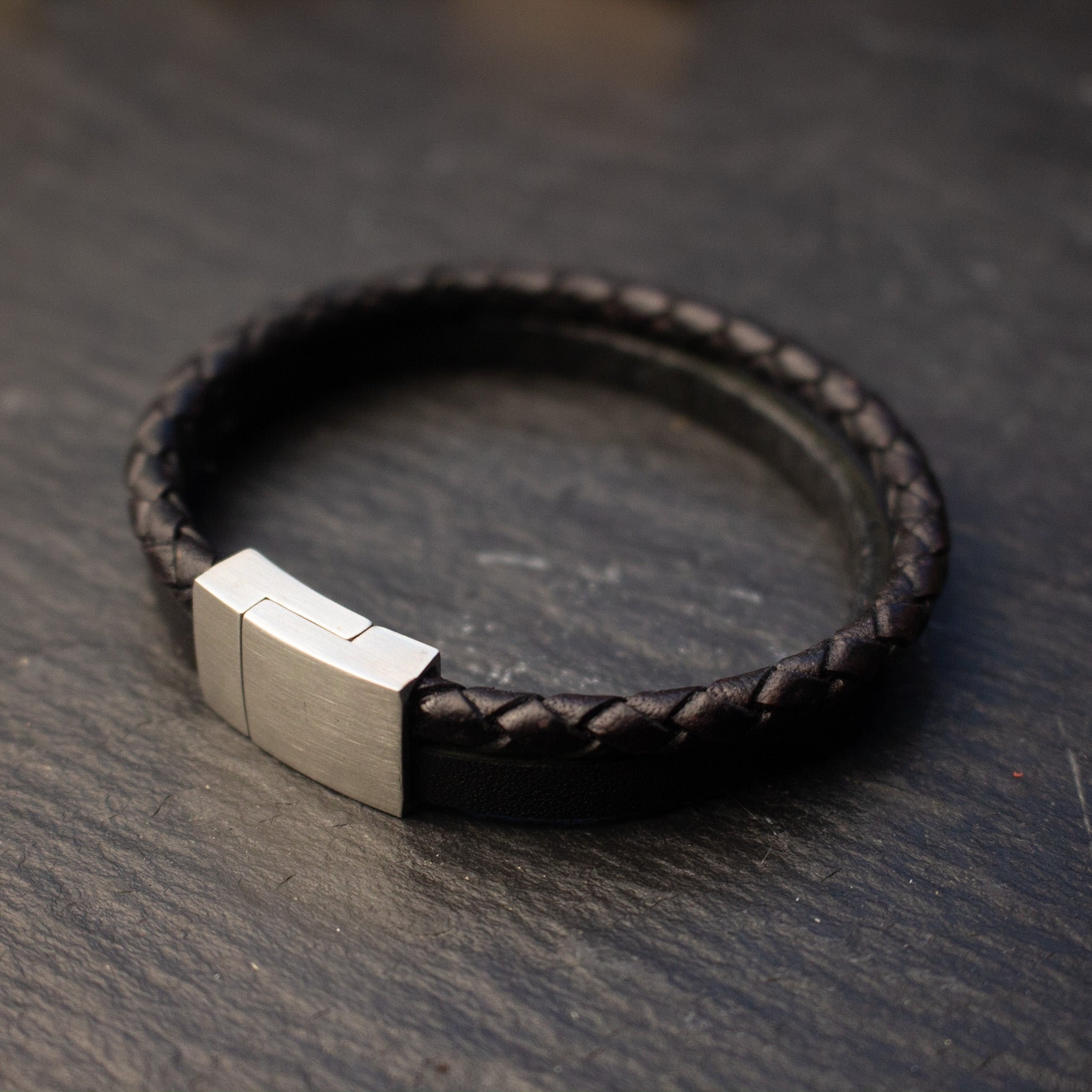 Elegância Masculina | Pulseira | Equivalente 